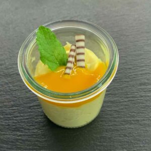 Mango Mousse im Gläschen | Fingerfood | Dessert