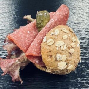Mini Brötchen mit Salami